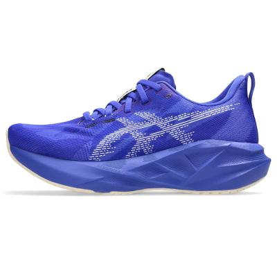 Tênis ASICS Novablast 5 - Feminino - Azul/Branco