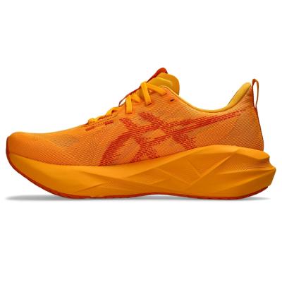 Tênis ASICS Novablast 5 - Masculino - Laranja/Amarelo