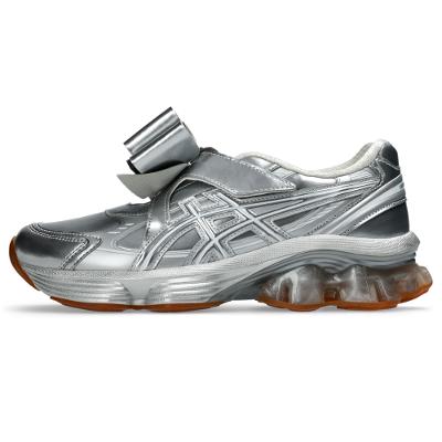 Tênis ASICS GEL-Kinetic Fluent x SHUSHU/TONG - Unissex - Prata/Branco