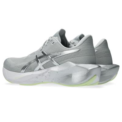 Tênis ASICS Novablast 6 Platinum - Prata/Verde