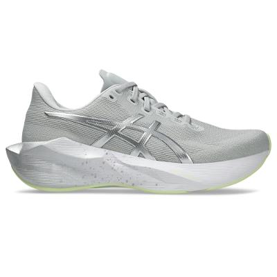 Tênis ASICS Novablast 6 Platinum - Prata/Verde