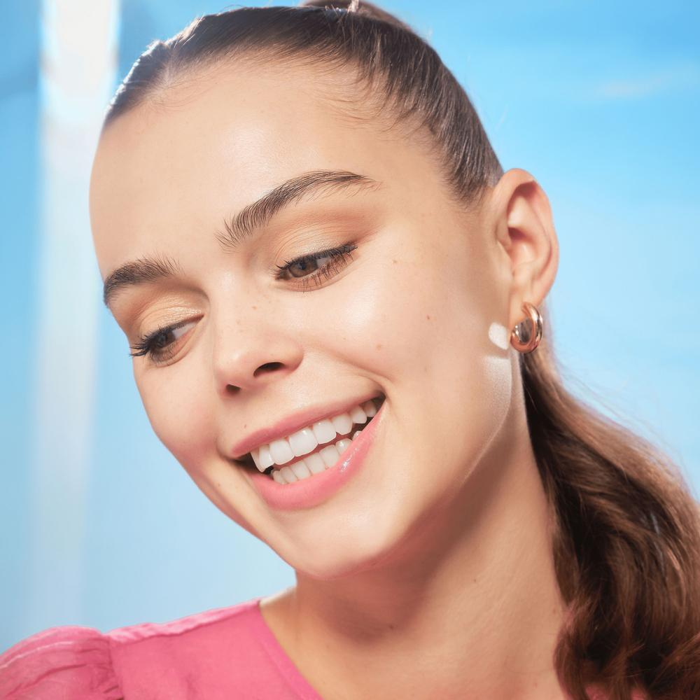 Essence Disney Pixar Up 01 Adventure'S Ahead Paleta De Sombras 8,2g - 6