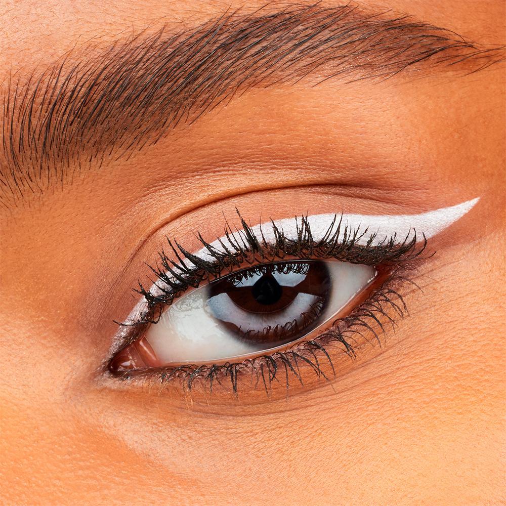 Essence Kajal 04 White Lápis de Olho Cremoso Matte 1g - 6