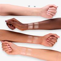 Essence Gimme Glow 20 Nude Iluminador Compacto em Pó 9g - 5