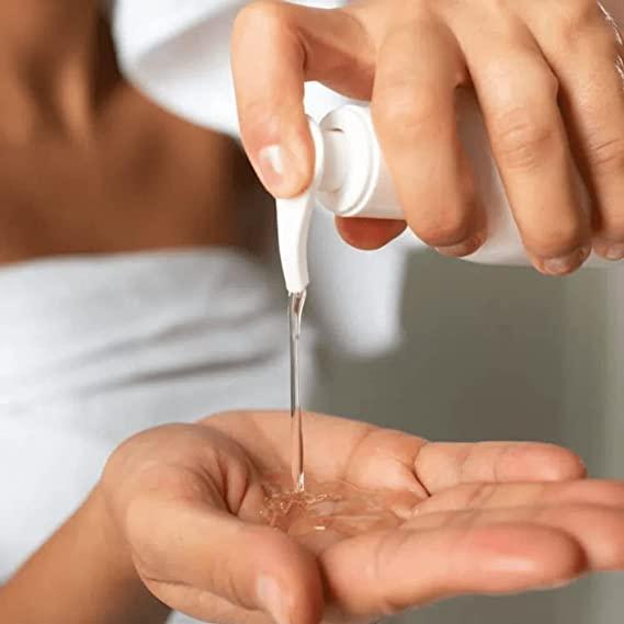 SABONETE FACIAL ILUMINADOR COM VITAMINA C ADCOS DERMA COMPLEX COM 240ML - 2