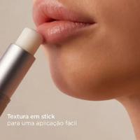 Reparador Labial Isdin Stick 4g - 5
