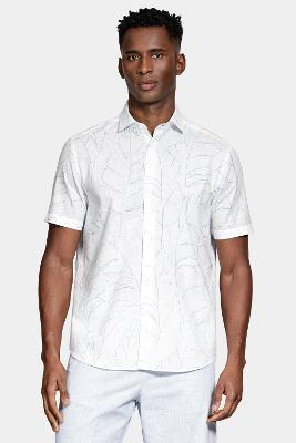 Camisa Regular Algodão Manga Curta Folhagem Branco Com Azul