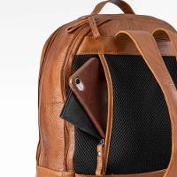 Mochila Masculina Executiva Couro Notebook Arpoador Caramelo
