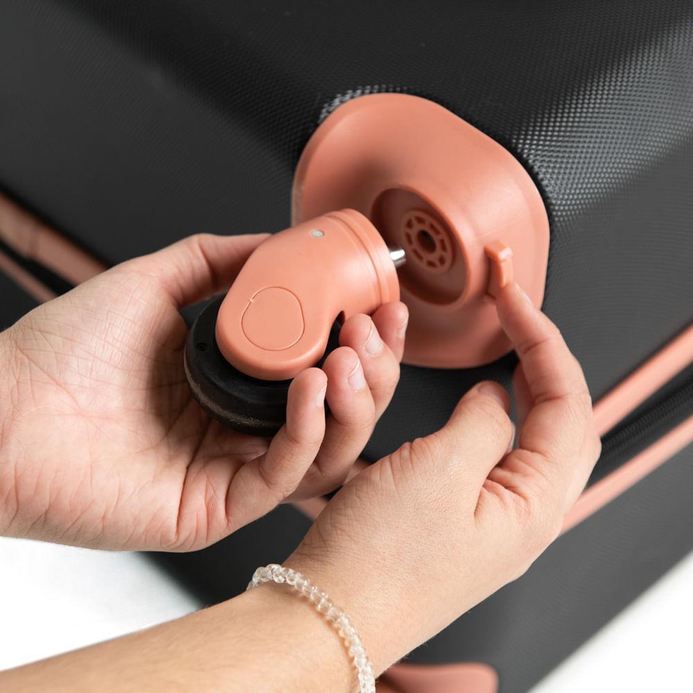 Mala Média Abs 4 Rodas Minnie 3D Preta - 8