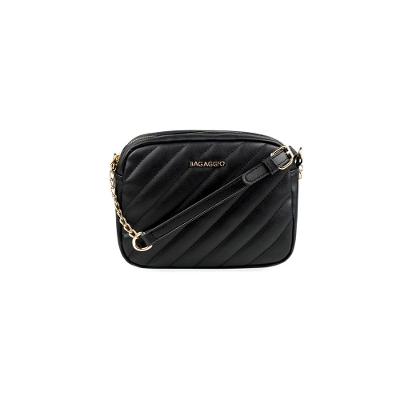 Bolsa Transversal Feminina com Correntes Matelasse Preta
