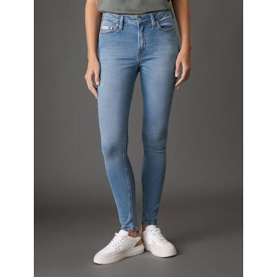 Calça Jeans Feminina Super Skinny Essential Calvin Klein Jeans - Azul Claro