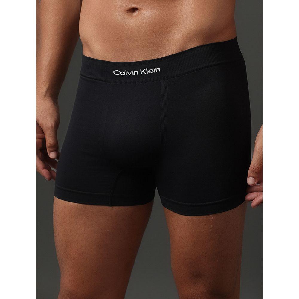 Cueca Trunk Modern Logo Seamless Calvin Klein Underwear - Preto - 4