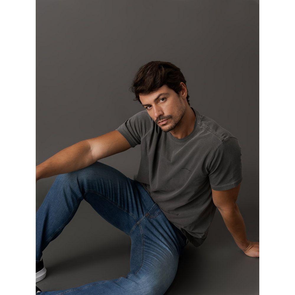 Camiseta Masculina Ski Back Frame Calvin Klein Jeans - Chumbo - 5