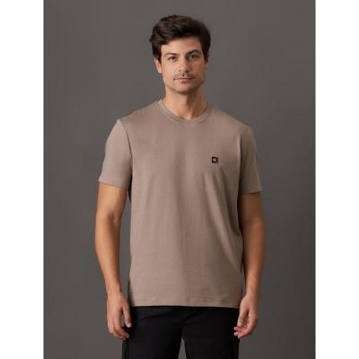 Camiseta Masculina  Patch Calvin Klein Jeans - Caqui Medio