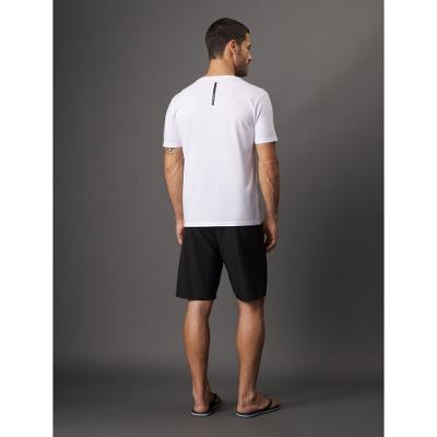 Camiseta Masculina de Algodão Básica Estampa Logo Minimalista No Peito Calvin Klein Jeans - Branco