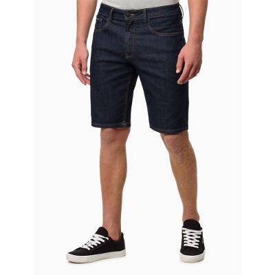 Bermuda Jeans Masculina Com Stretch Barras Dobradas Calvin Klein Jeans - Azul Marinho