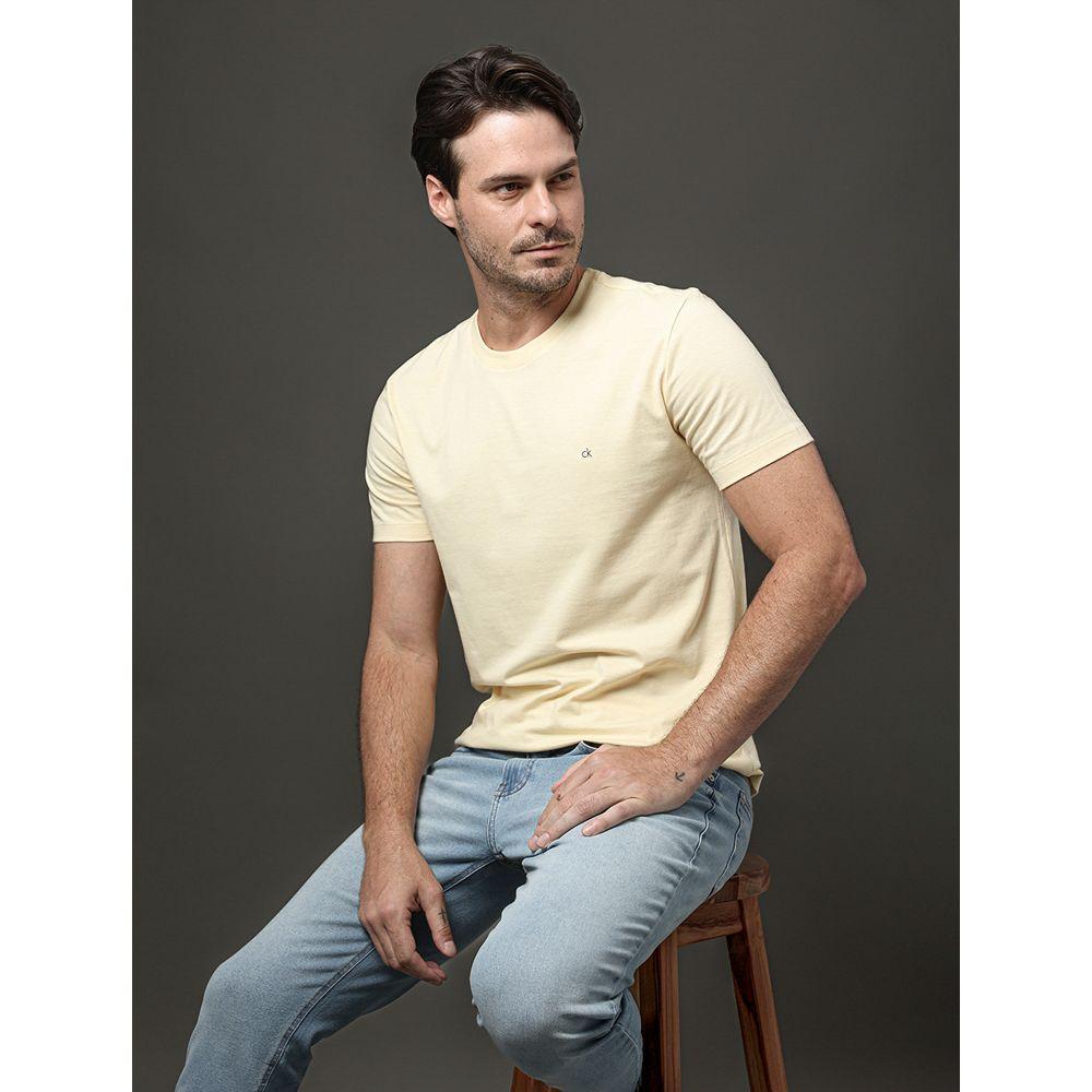 Camiseta Masculina Meia Malha Calvin Klein - Amarelo Manteiga - 5