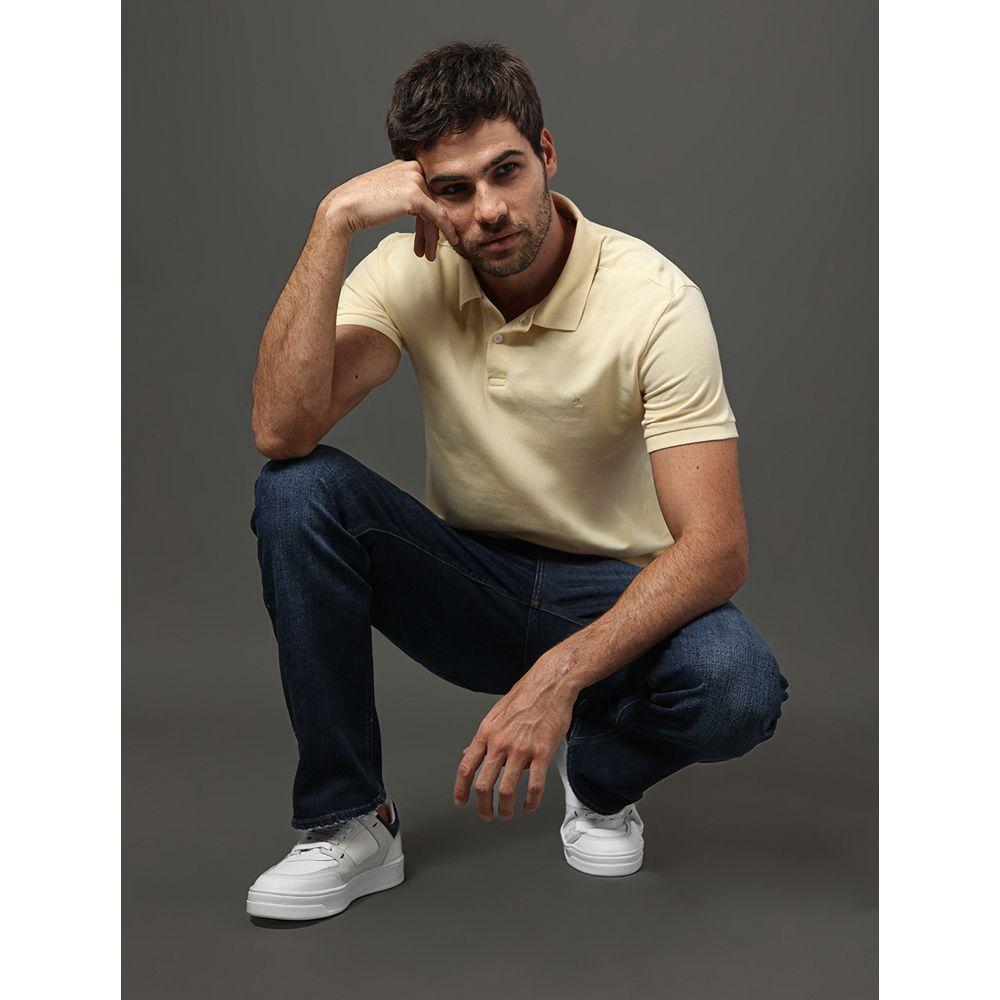 Polo Masculina Regular Sem Friso Calvin Klein - Amarelo Manteiga - 5