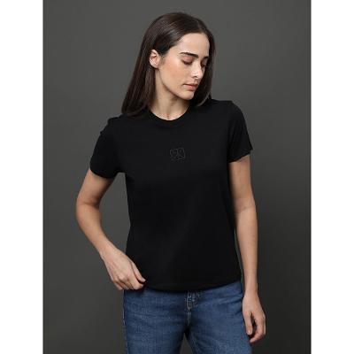 Camiseta Feminina Rubber Patch Calvin Klein - Preto