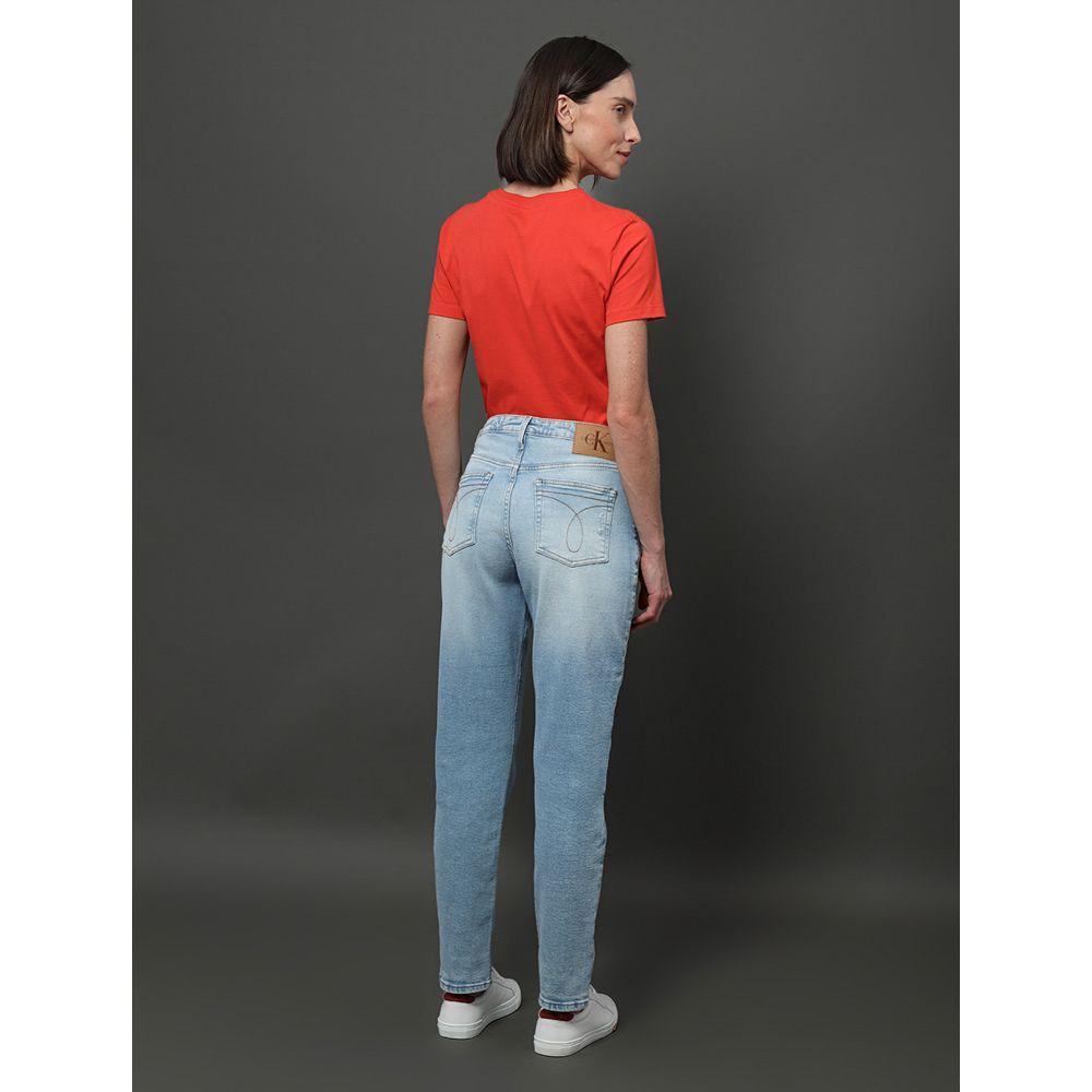 Calça Jeans Feminina Mom Pequenos Puídos Calvin Klein Jeans - Azul Claro - 2