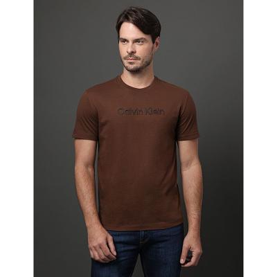 Camiseta Masculina Embossed Color Calvin Klein - Marrom