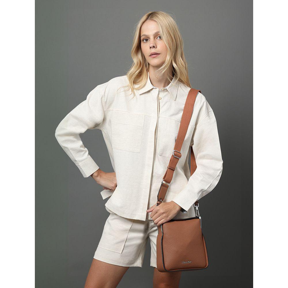 Bermuda Feminina Linho Texturizado Calvin Klein - Off White - 5