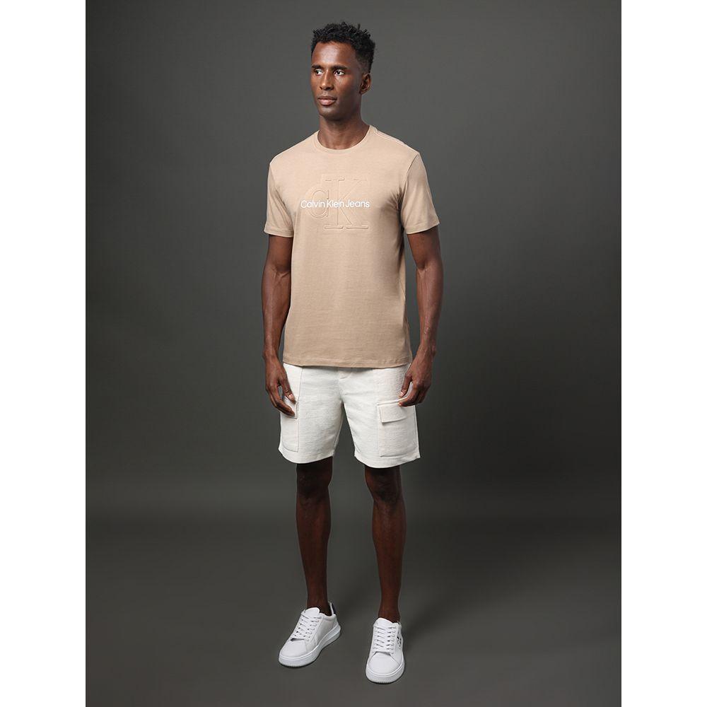 Camiseta Masculina Embossed Calvin Klein Jeans - Caqui Medio - 3