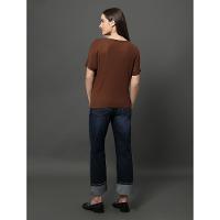 Camiseta Feminina Decote v Calvin Klein Jeans - Marrom - 2