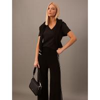 Camiseta Feminina Lisa Decote v Recorte Lateral Calvin Klein - Preto - 6