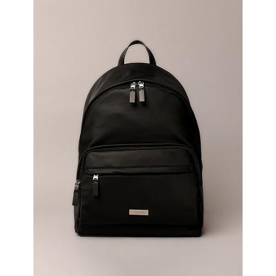 Mochila Calvin Klein Aredondada em Nylon - Preto
