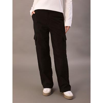 Calça Cargo Calvin Klein Jeans Feminino Tecido Tecnológico - Preto