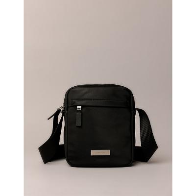 Bolsa Calvin Klein Transversal Sleek Reporter - Preto