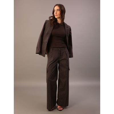 Calça Cargo Calvin Klein Feminino Risca de Giz - Marrom