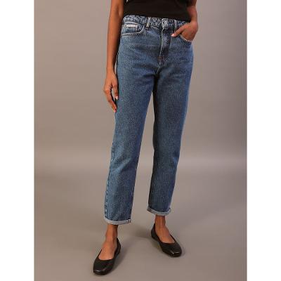 Calça Jeans Feminina Mom 5 Pockets - Azul Claro
