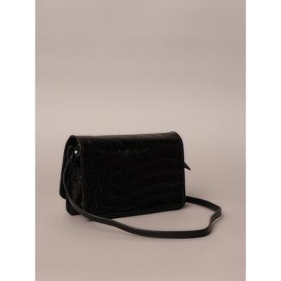 Bolsa Pequena Croco Placa Calvin Klein - Preto