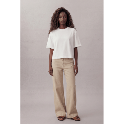 Camiseta Calvin Klein Jeans Feminino Bordado Assinatura Calvin Klein - Off White