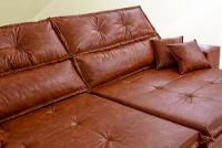 Sofá Tourino 2,32m Retrátil Reclinável, Molas e Pillow no Assento Tecido Courino Caramelo Cama InBox
