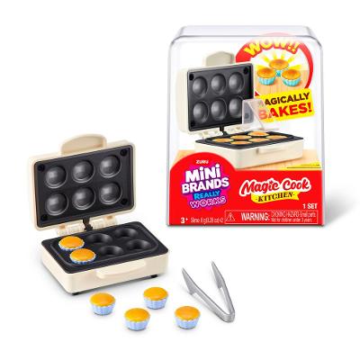 Mini Brands Magic Cook Kitchen - Máquina de Cupcake