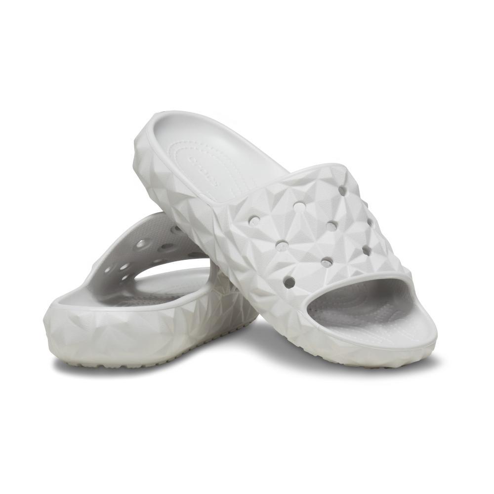 Chinelo crocs classic geometric slide  atmosphere - 4