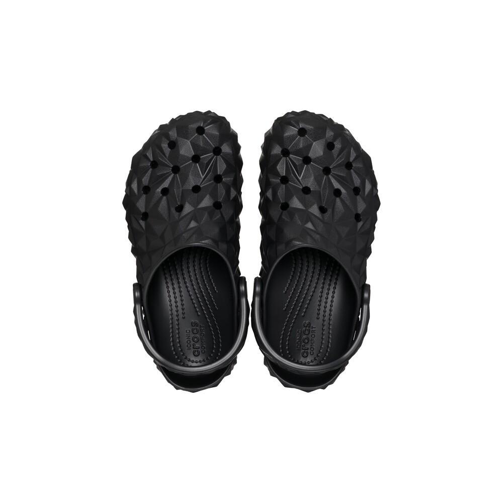 Sandália crocs classic geometric clog black - 5