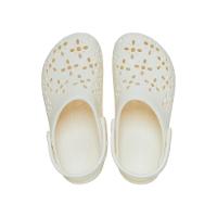 Sandália crocs classic floral cut out clog t chalk - 5