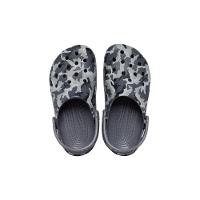 Sandália crocs classic camo clog kidst black/grey - 6