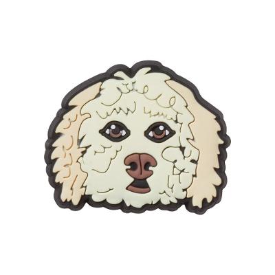 Jibbitz™ crocs golden doodle unico