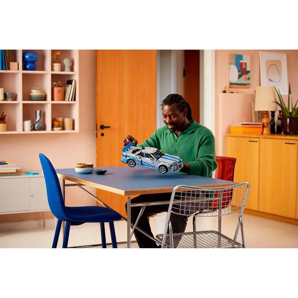 LEGO Carro Nissan Skyline 2 Fast 2 Furious 1410 peças 42210 - 4