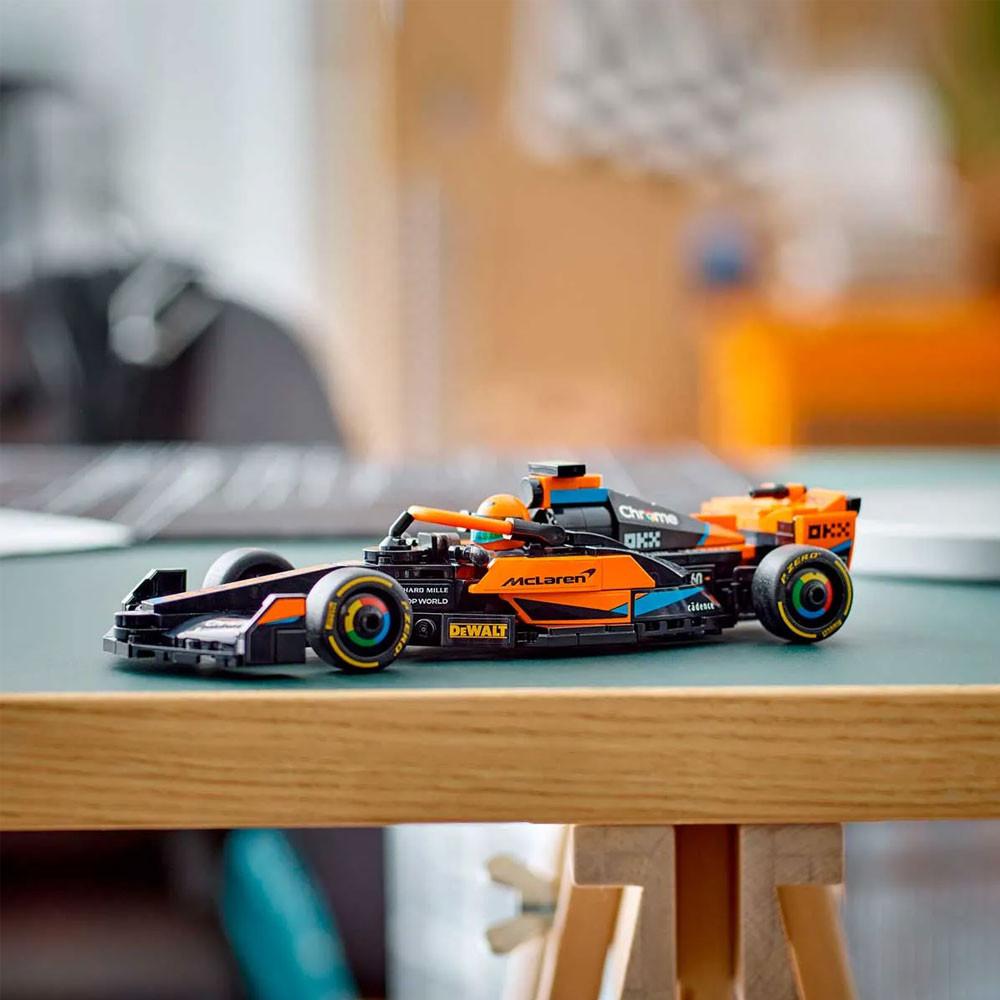 LEGO Speed Champions Formula 1 Team McLaren  245 peças - 4