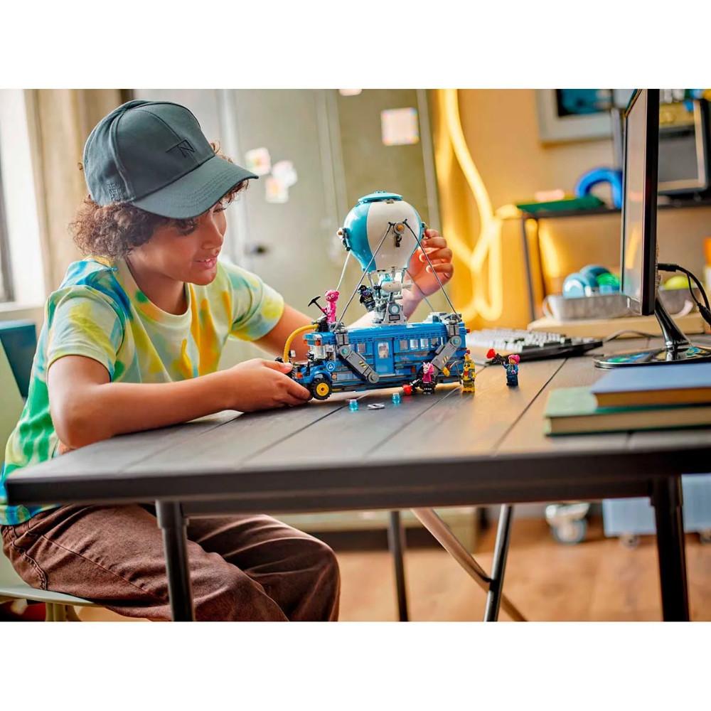 LEGO Fortnite Ônibus de Batalha 954 Peças 77073 - 4