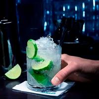 Kit Vodka Sueca Absolut Natural 750ml com 2 Unidades - 5