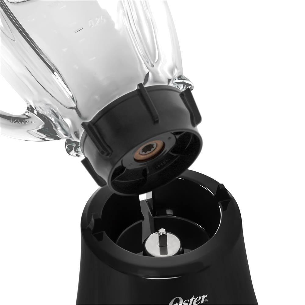 Liquidificador Oster Super Chef Preto com Copo de Vidro 750W e 8 Velocidades - 6