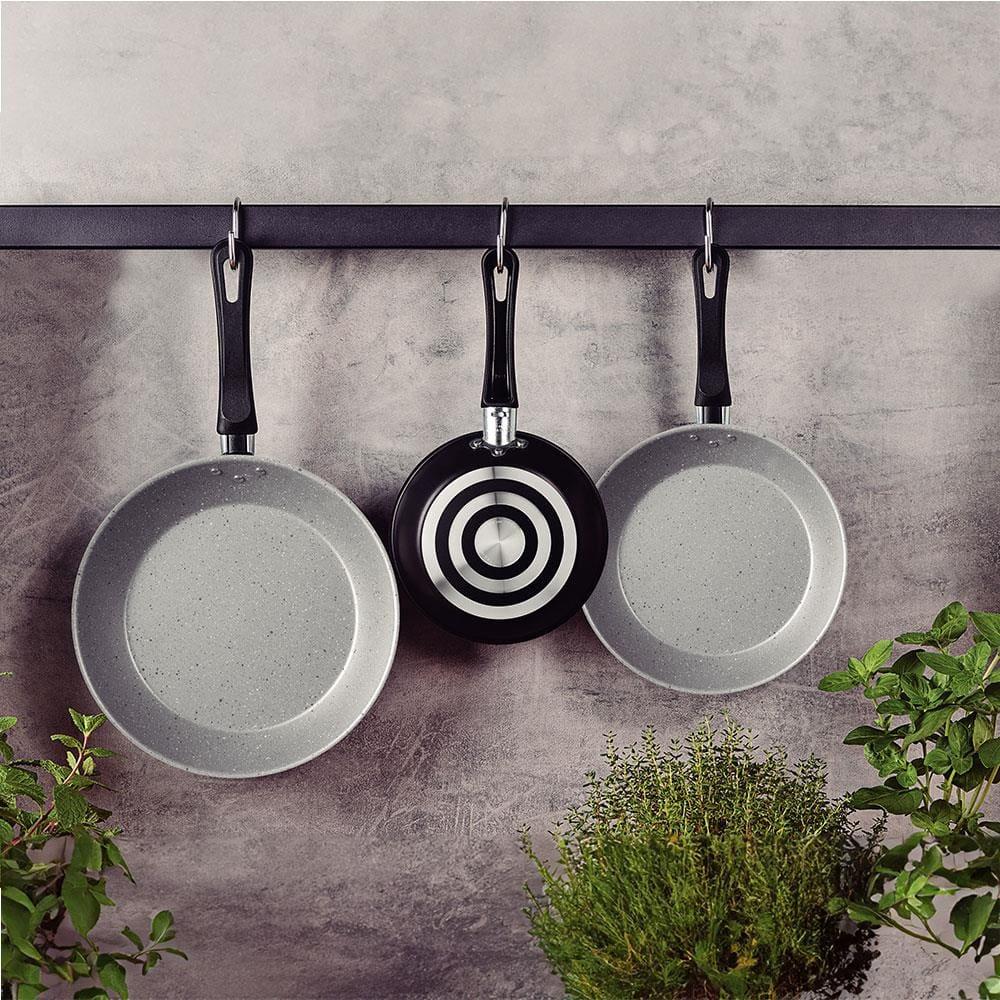 Conjunto de Frigideiras 3 Peças Tramontina Caribe em Alumínio com Revestimento Interno e Externo Antiaderente Starflon Max - Preto/Cinza - 2