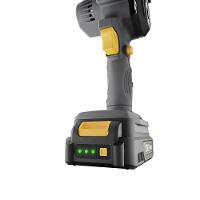 Motoserra de Poda Portátil Wap Sabre 6 K21 S01 Sabre 6 Polegadas 2000mnAh Corte de 10cm Bivolt - 18